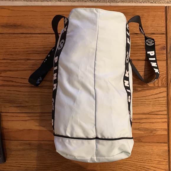 PINK Victoria’s Secret weekender tote bag - Picture 6 of 15